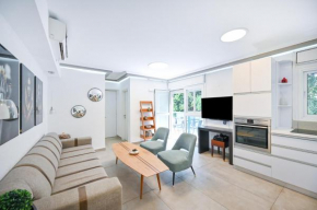 Urban Oasis 2BR in Dizengoff by HolyGuest